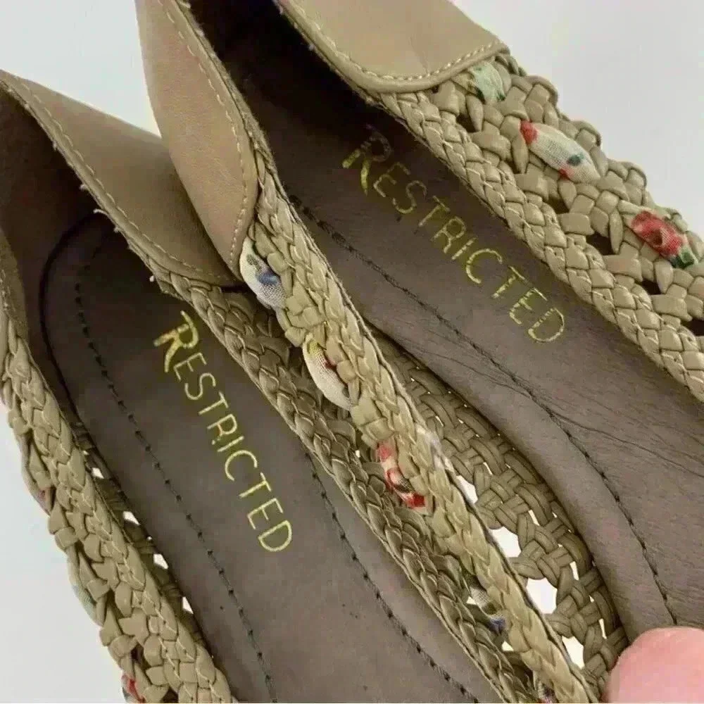 Restricted womens flats size 6 taupe leather floral scarf bow ballet granny core